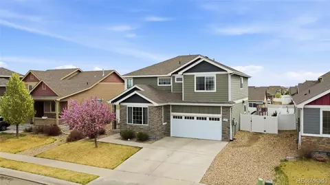 627 Gore Range Dr, Windsor, CO 80550