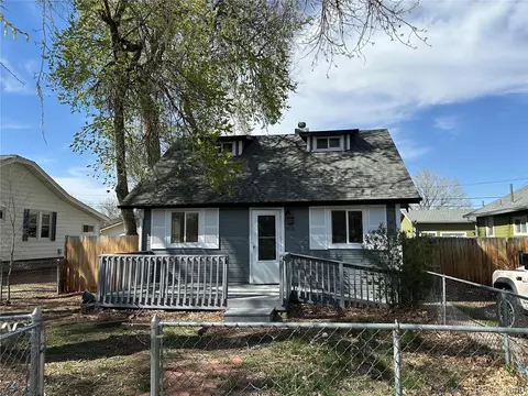 253 7th St, Frederick, CO 80530