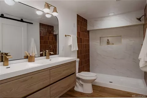 Bath - 5042 Buckingham Rd, Boulder, CO 80301 photo 4 of 5