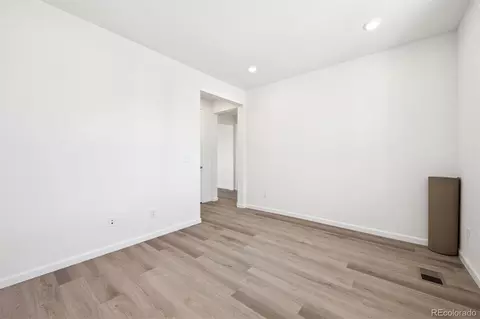 45941 Gentry Ave, Bennett, CO 80102 photo 9