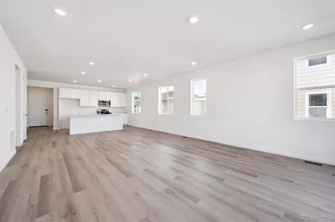 45941 Gentry Ave, Bennett, CO 80102 photo 7