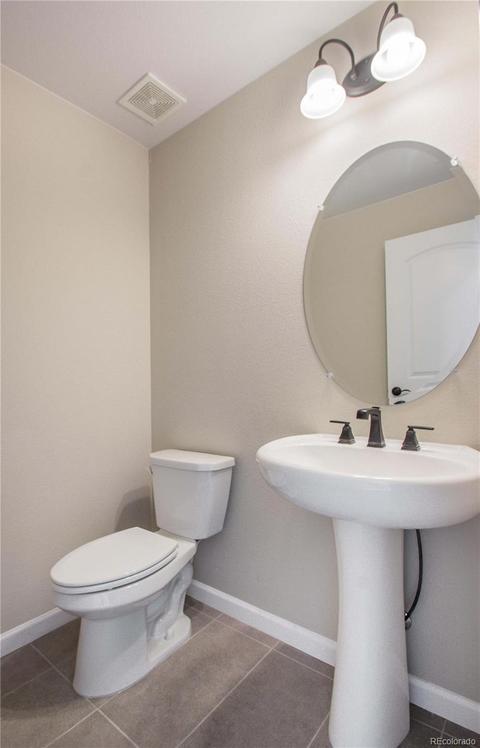 24746 E Calhoun Pl #B, Aurora, CO 80016 photo 12