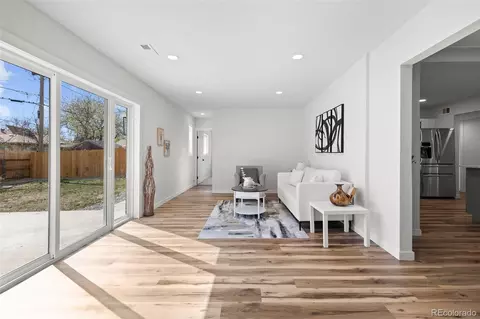 Living - 1250 Scranton St, Aurora, CO 80011 photo 3 of 4
