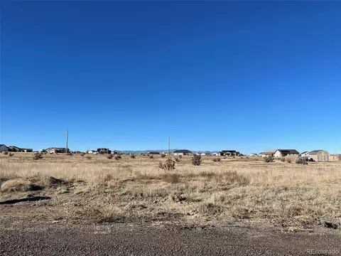 1916 E Spanish Lady Ln, Pueblo, CO 81007