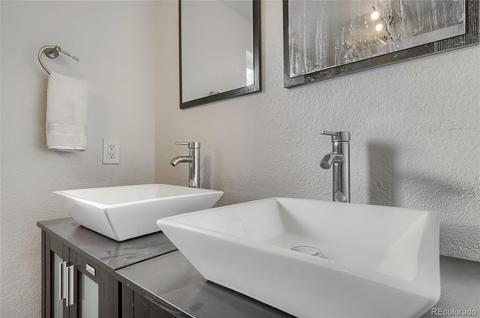 2933 Glencoe St, Denver, CO 80207 photo 24