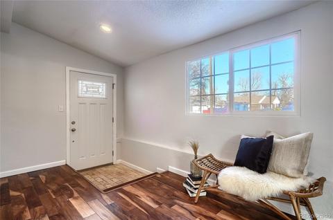 2933 Glencoe St, Denver, CO 80207 photo 6