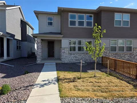 1415 Great Western Dr, Longmont, CO 80501