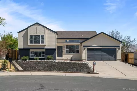 738 S Fairplay Ct, Aurora, CO 80012