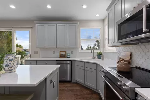 Kitchen - 24702 E Rowland Pl, Aurora, CO 80016 photo 3 of 3