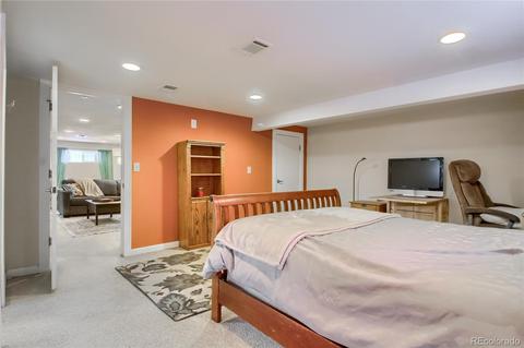 2960 Bellaire St, Denver, CO 80207 photo 27