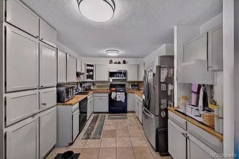 9380 E Center Ave #1B, Denver, CO 80247