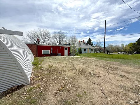 Exterior - 183 191 E Ave, Limon, CO 80828 photo 1 of 2