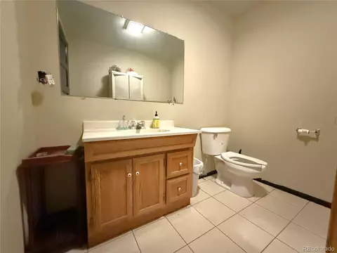 Bath - 183 191 E Ave, Limon, CO 80828 photo 3 of 3