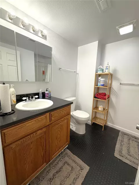 Bath - 183 191 E Ave, Limon, CO 80828 photo 1 of 3