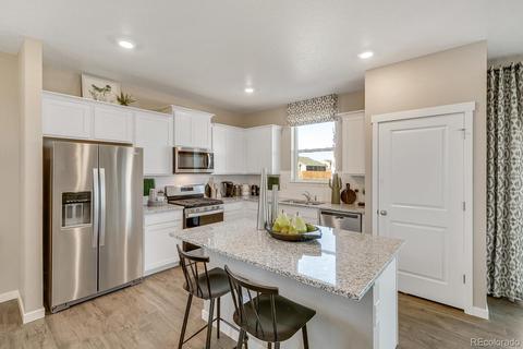181 Fox St, Bennett, CO 80102 photo 11