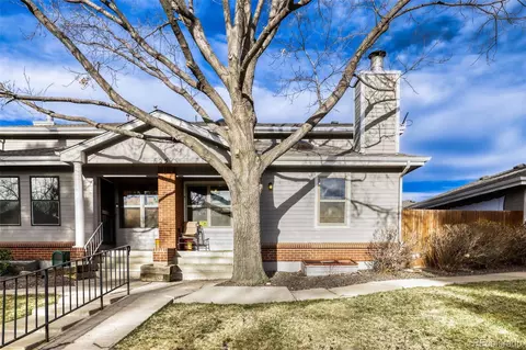 625 S Depew St #B, Lakewood, CO 80226