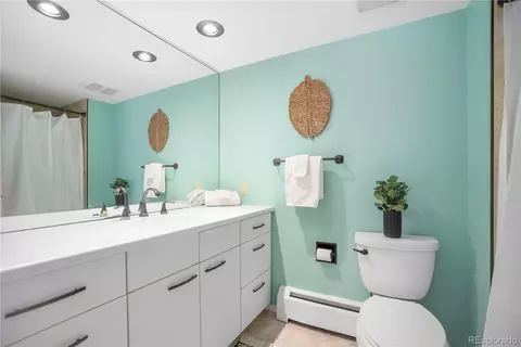 Bath - 5821 E Ithaca Pl, Denver, CO 80237 photo 3 of 3