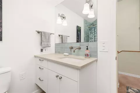 Bath - 1040 Poplar Ave, Boulder, CO 80304 photo 1 of 3