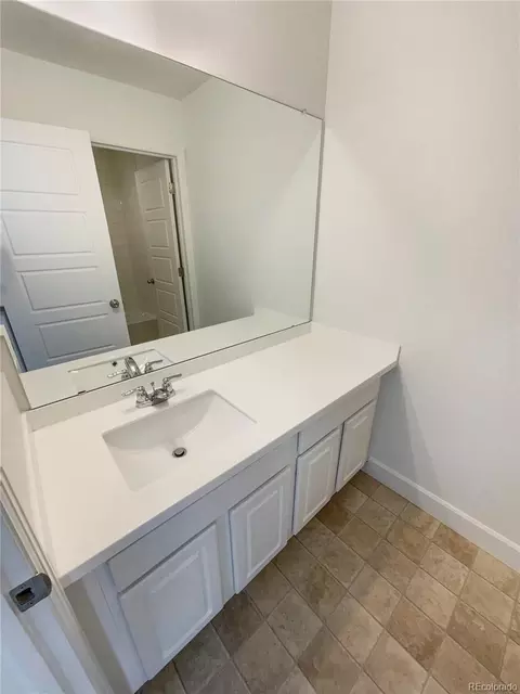 27895 E 7th Pl, Aurora, CO 80018 photo 24