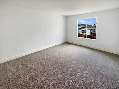 27895 E 7th Pl, Aurora, CO 80018 photo 5