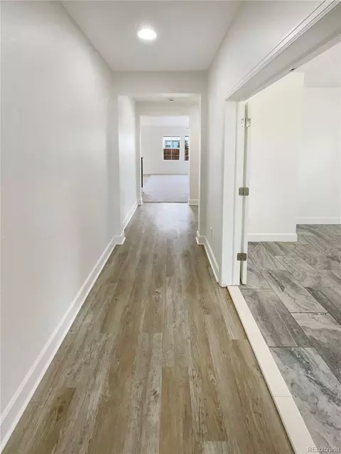 27895 E 7th Pl, Aurora, CO 80018 photo 9