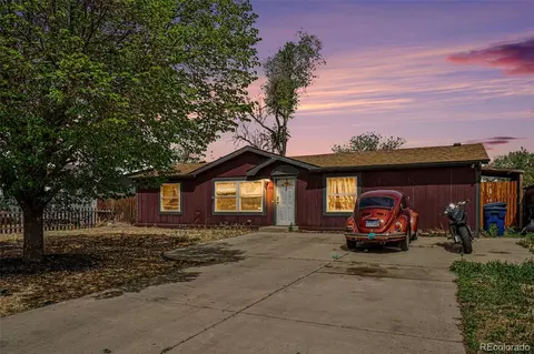 1101 Lantern Dr, Fort Lupton, CO 80621