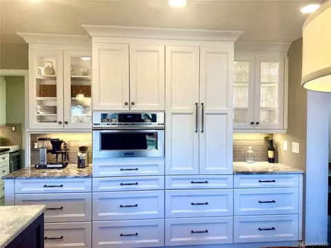 Kitchen - 16189 E Prentice Ln, Centennial, CO 80015 photo 5 of 7