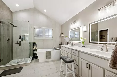 Bath - 16189 E Prentice Ln, Centennial, CO 80015 photo 2 of 5