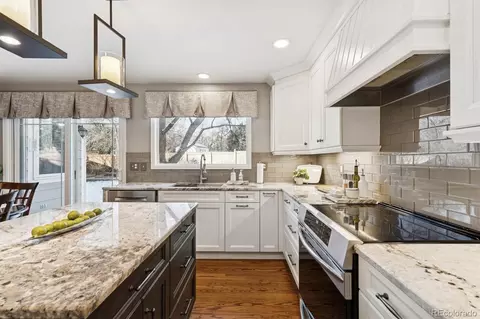 Kitchen - 16189 E Prentice Ln, Centennial, CO 80015 photo 4 of 7