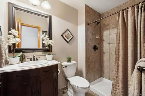 Bath - 16189 E Prentice Ln, Centennial, CO 80015 photo 1 of 5