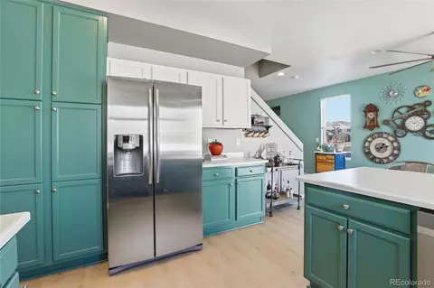 Kitchen - 5548 Killarney Ct, Denver, CO 80249 photo 3 of 4