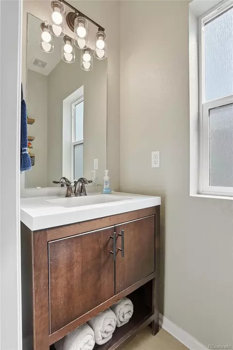 Bath - 5548 Killarney Ct, Denver, CO 80249 photo 2 of 6