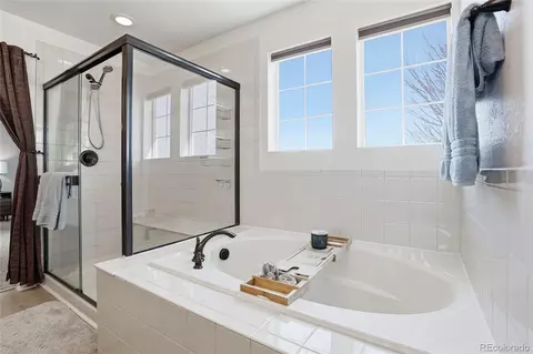 Bath - 5548 Killarney Ct, Denver, CO 80249 photo 3 of 6