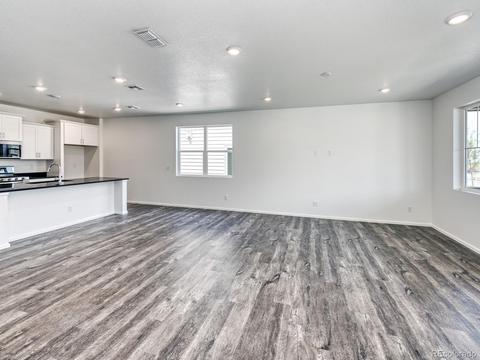 21546 E 59th Pl, Aurora, CO 80019 photo 4