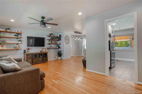 5156 E Atlantic Pl, Denver, CO 80222 photo 8