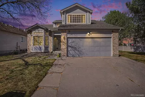 2207 S Lima Ct, Aurora, CO 80014
