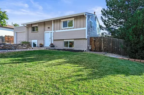 950 S Pierson Way, Lakewood, CO 80226