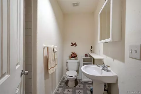 Bath - 1206 Biddle St, Georgetown, CO 80444 photo 3 of 5