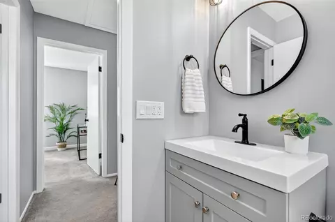 4355 S Eagle Cir, Aurora, CO 80015 photo 22