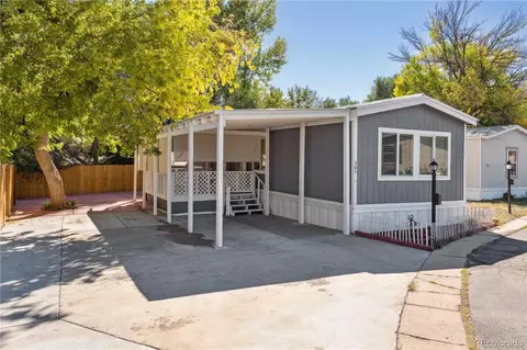304 Skylark Cir, Lafayette, CO 80026