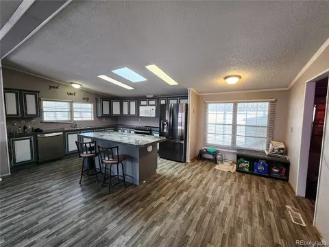 1737 Quintero St, Aurora, CO 80011 photo 4