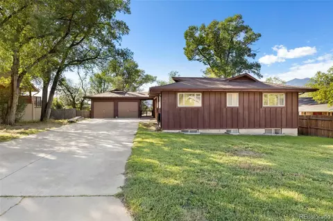 1815 Pejn Ave, Colorado Springs, CO 80904