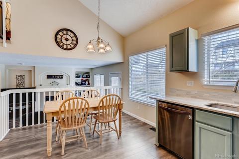 21587 E Crestline Ln, Centennial, CO 80015 photo 6
