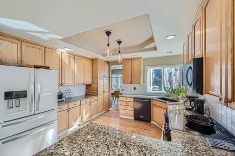 Kitchen - 4859 Dakota Blvd, Boulder, CO 80304 photo 2 of 3