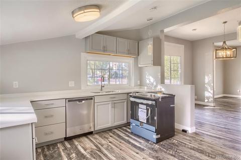 100 Stuart St, Denver, CO 80219 photo 10
