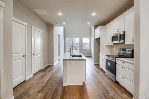 4297 E 98th Pl, Thornton, CO 80229 photo 2