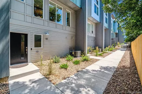 8711 E Hampden Ave #18, Denver, CO 80231