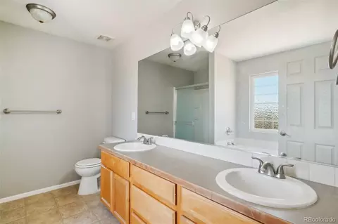 Bath - 9806 Roadrunner Ave, Longmont, CO 80504 photo 2 of 5