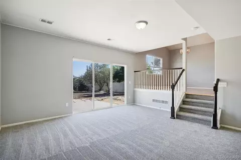 Living - 9806 Roadrunner Ave, Longmont, CO 80504 photo 5 of 6