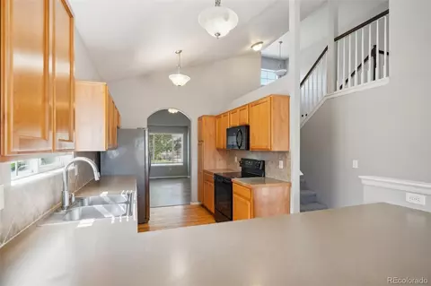 Kitchen - 9806 Roadrunner Ave, Longmont, CO 80504 photo 3 of 3